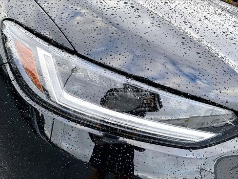 Used 2025 Honda HR-V LX image 26