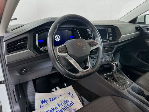 Used 2024 Volkswagen Jetta S image 9