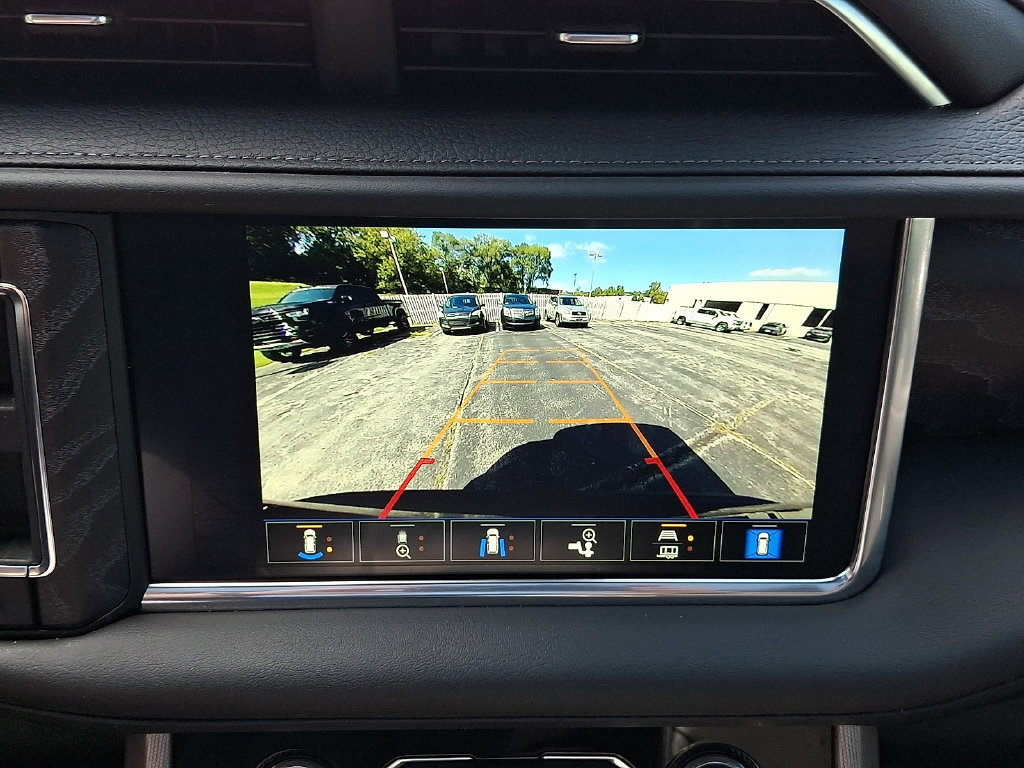 Used 2024 GMC Yukon Denali AWD/4WD image 20