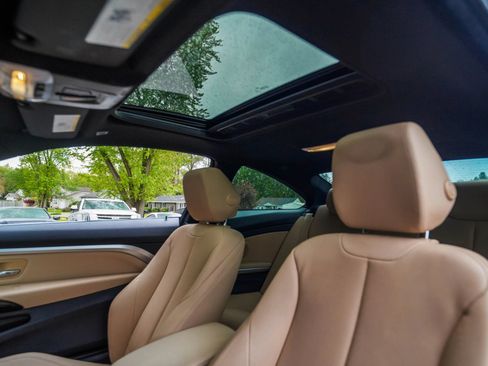 Used 2019 BMW 430i Coupe w/ Convenience Package RWD image 13