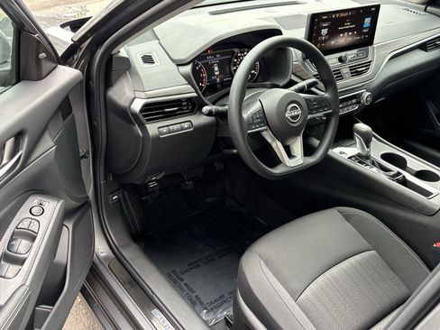 New 2025 Nissan Altima 2.5 SV w/ SV Special Edition Package image 7