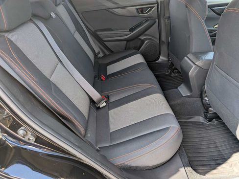 Used 2019 Subaru Crosstrek 2.0i Premium w/ Moonroof Package AWD/4WD image 19