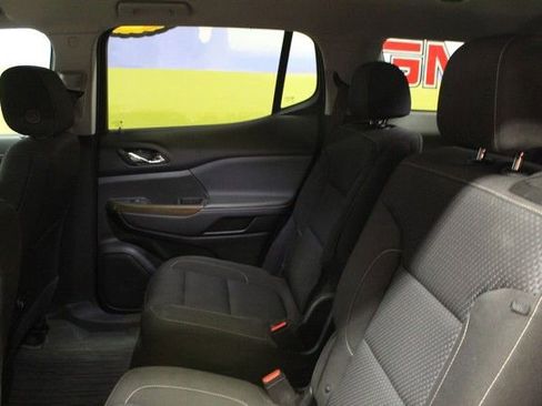 Certified 2023 GMC Acadia SLE w/ Driver Convenience Package FWD image 14