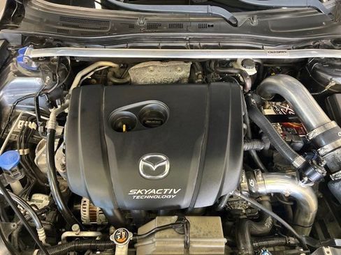 Used 2018 MAZDA MAZDA3 Grand Touring w/ Premium Equipment Package image 22