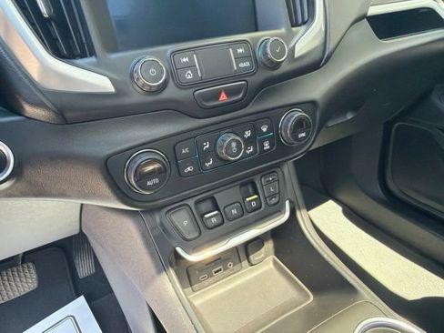 Used 2019 GMC Terrain SLT w/ Preferred Package FWD image 28