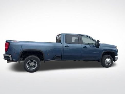 Used 2025 Chevrolet Silverado 3500 LT w/ All Star Edition image 8