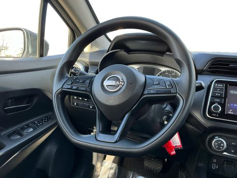 Used 2025 Nissan Versa S w/ S Plus Package image 10