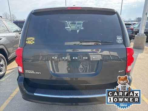 Used 2016 Dodge Grand Caravan SXT w/ UConnect Hands-Free Group image 8