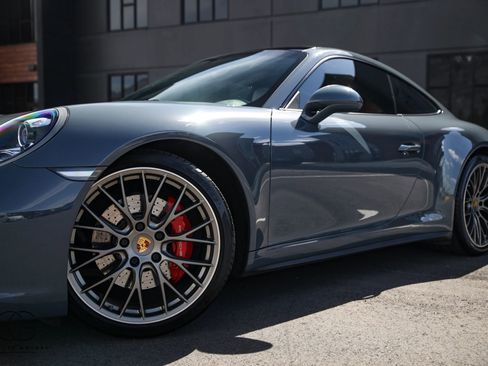 Used 2017 Porsche 911 Carrera 4S AWD/4WD image 5