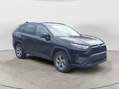 Used 2024 Toyota RAV4 XLE w/ Weather Package AWD/4WD image 7