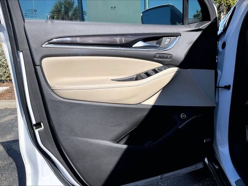 Used 2019 Buick Enclave Premium image 21