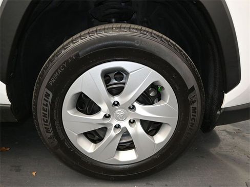 Used 2023 Toyota RAV4 LE image 15