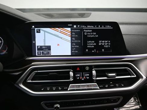 Used 2020 BMW X5 M50i w/ Premium Package image 12