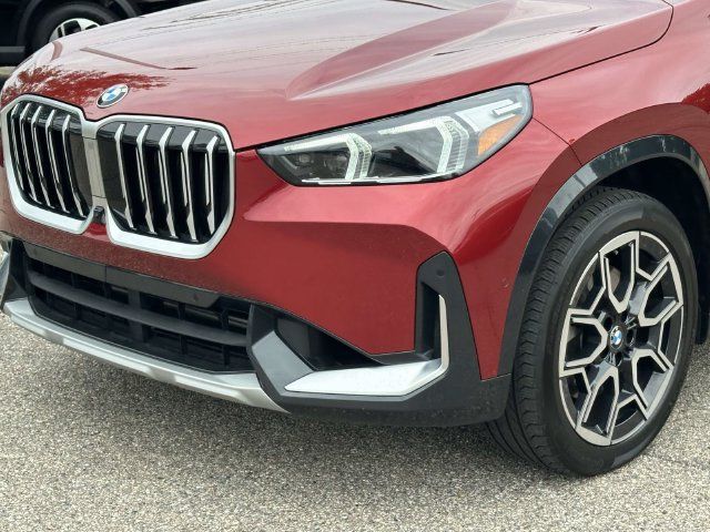 Used 2026 BMW X1 xDrive28i AWD/4WD image 11