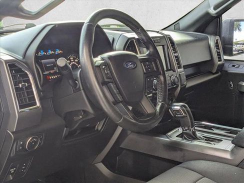 Used 2017 Ford F150 XLT w/ Equipment Group 302A Luxury AWD/4WD image 10