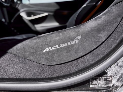 Used 2024 McLaren 750S RWD image 35