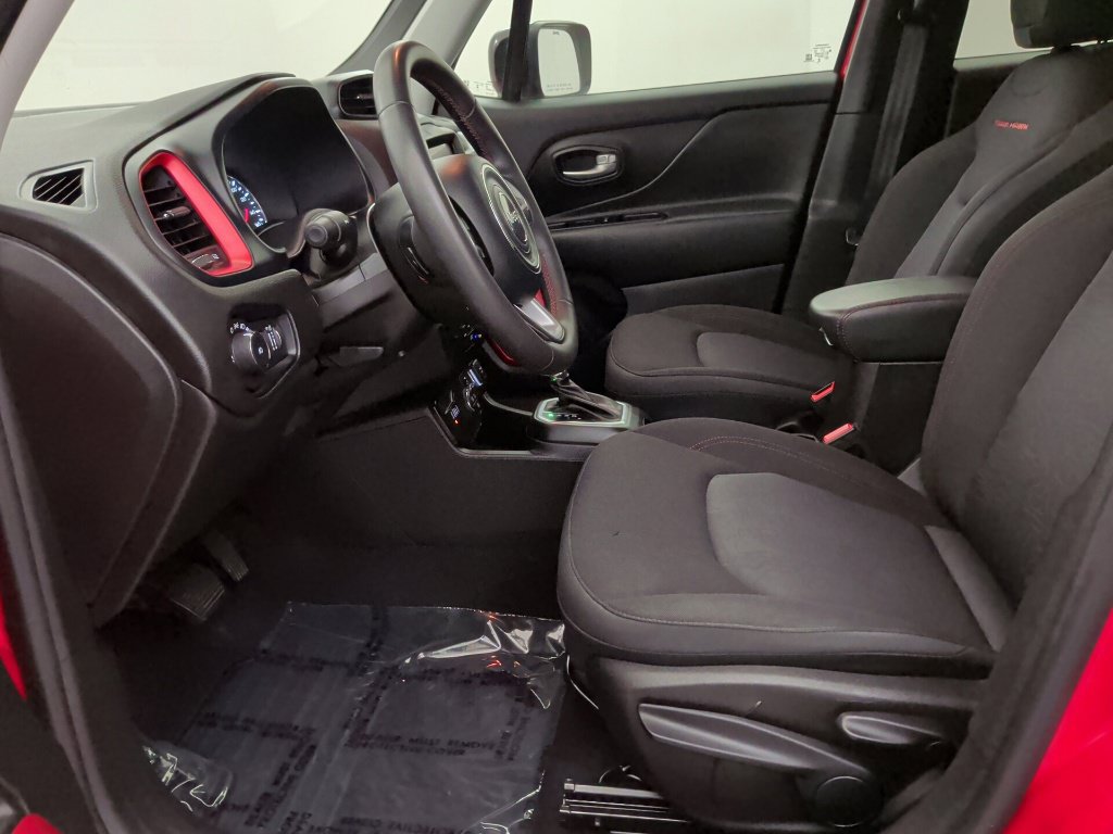 Used 2023 Jeep Renegade Trailhawk AWD/4WD image 26