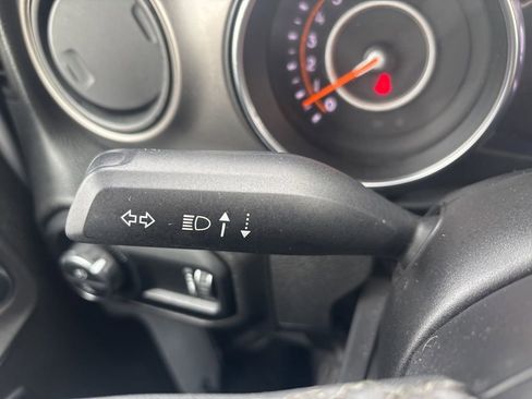 Used 2023 Jeep Gladiator Sport image 20