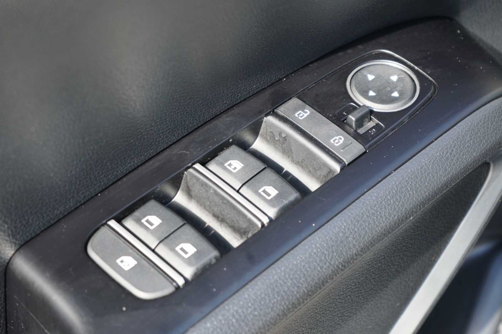 Certified 2022 Kia Soul S FWD image 17