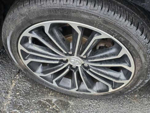 Used 2016 Toyota Corolla S image 23