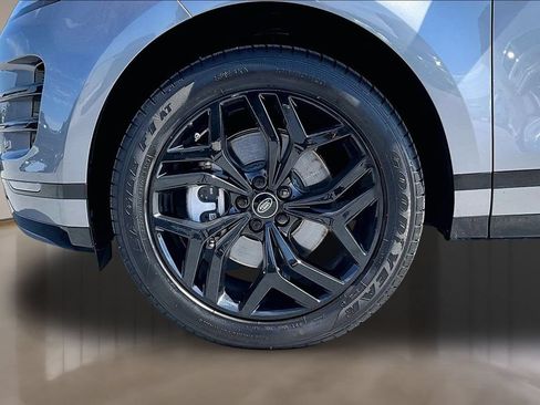 Certified 2023 Land Rover Range Rover Evoque R-Dynamic S AWD/4WD image 32