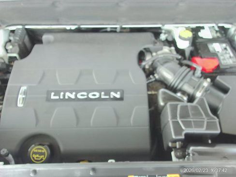 Used 2017 Lincoln MKX Reserve w/ Lincoln MKX Climate Package image 9