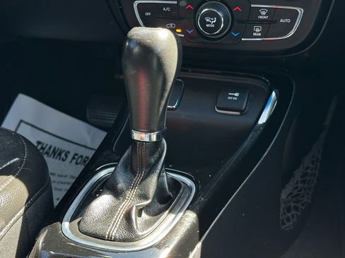 Used 2020 Jeep Compass Limited image 18