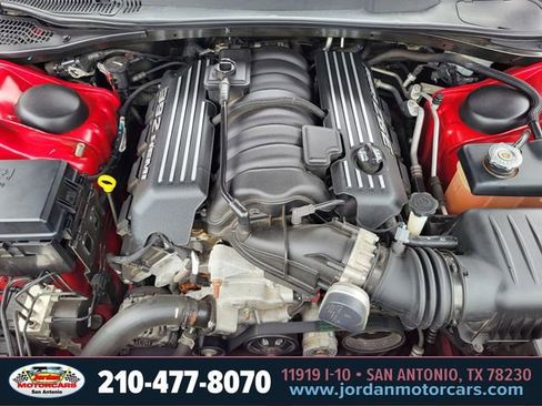 Used 2012 Dodge Challenger SRT8 RWD image 27