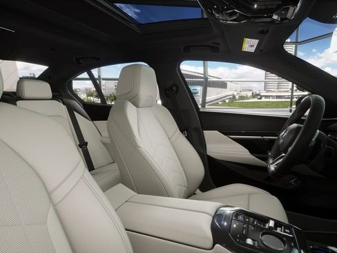 New 2026 BMW 530i w/ M Sport Package image 9