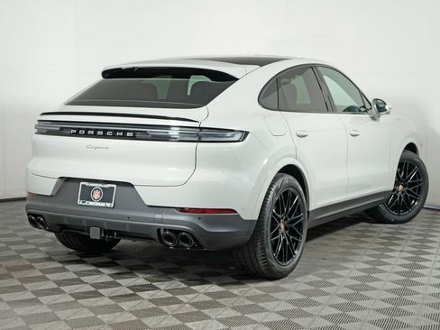 New 2026 Porsche Cayenne Coupe image 7
