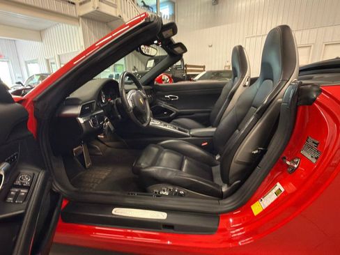 Used 2014 Porsche 911 Carrera 4S AWD/4WD image 35
