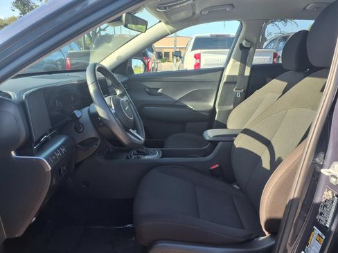 Used 2025 Hyundai Kona SEL AWD/4WD image 17