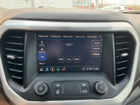 Used 2020 GMC Acadia SLT image 13