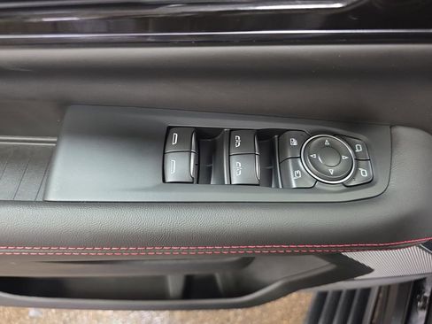 New 2026 GMC Yukon AT4 Ultimate w/ LPO, Floor Liner Package image 31