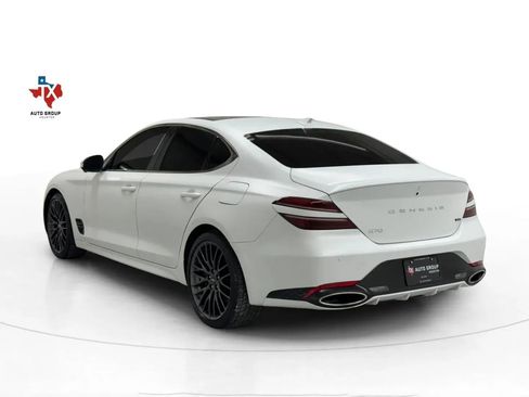 Used 2022 Genesis G70 3.3T Launch Edition image 5