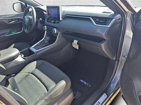 New 2025 Toyota RAV4 SE image 19