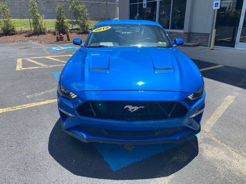 Used 2019 Ford Mustang GT Premium RWD image 12