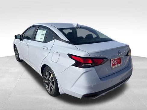 New 2025 Nissan Versa SV w/ Trunk Package FWD image 4