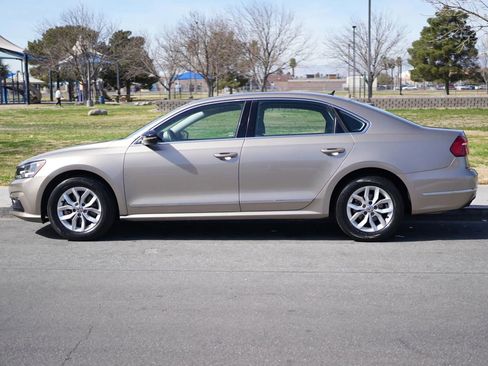Used 2016 Volkswagen Passat 1.8T S image 3