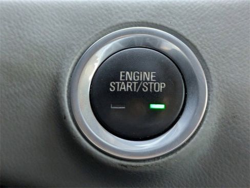 Used 2019 GMC Terrain SLT w/ Preferred Package image 34