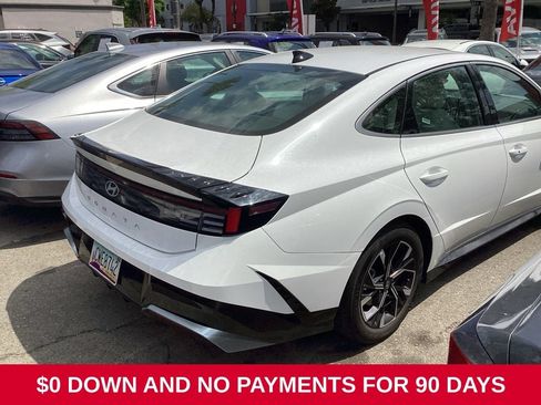 Used 2025 Hyundai Sonata SEL FWD image 4
