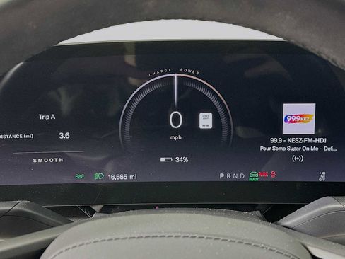 Used 2023 Lucid Air Touring image 14