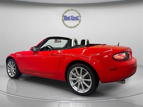 Used 2007 MAZDA MX-5 Miata Touring RWD image 5