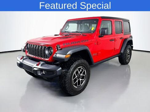 Used 2025 Jeep Wrangler Unlimited Rubicon AWD/4WD image 1