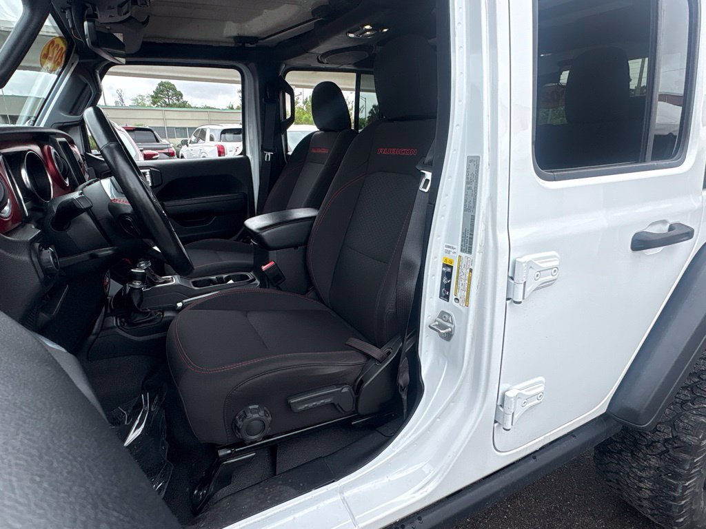Used 2022 Jeep Wrangler Unlimited Rubicon w/ Xtreme Recon 35" Tire Package AWD/4WD image 10