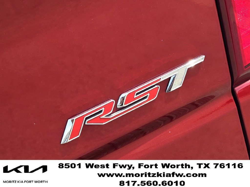 Used 2022 Chevrolet Silverado 1500 RST AWD/4WD image 8