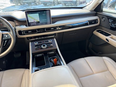 Certified 2023 Lincoln Aviator Reserve w/ Equipment Group 201A image 31