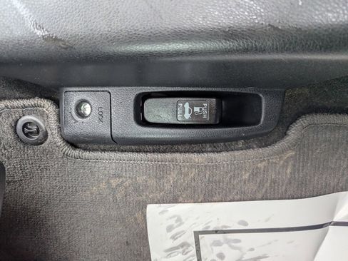 Used 2013 Honda Accord LX image 12