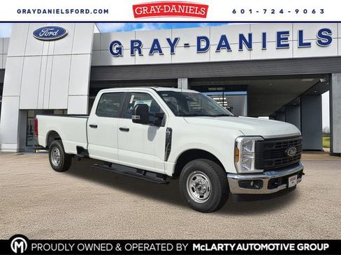 New 2026 Ford F250 XL w/ XL Chrome Package image 1