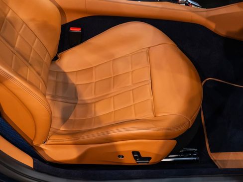 Used 2020 Ferrari Portofino image 45